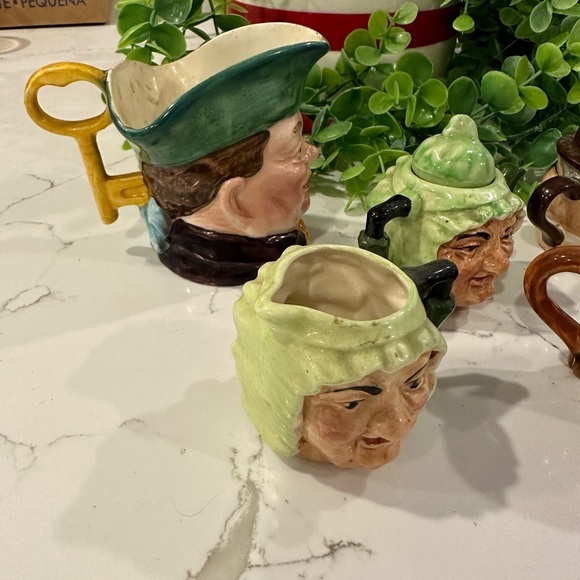 VTG Artone & Beswick England Toby Porcelain Shot Glass  Figurine Lot 16 Mini - Picture 10 of 14